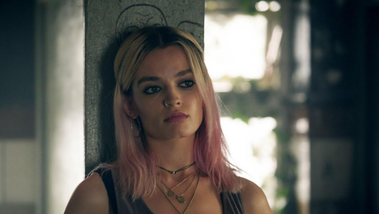 Sex Education Emma Mackey Lascia La Serie Tv Di Netflix