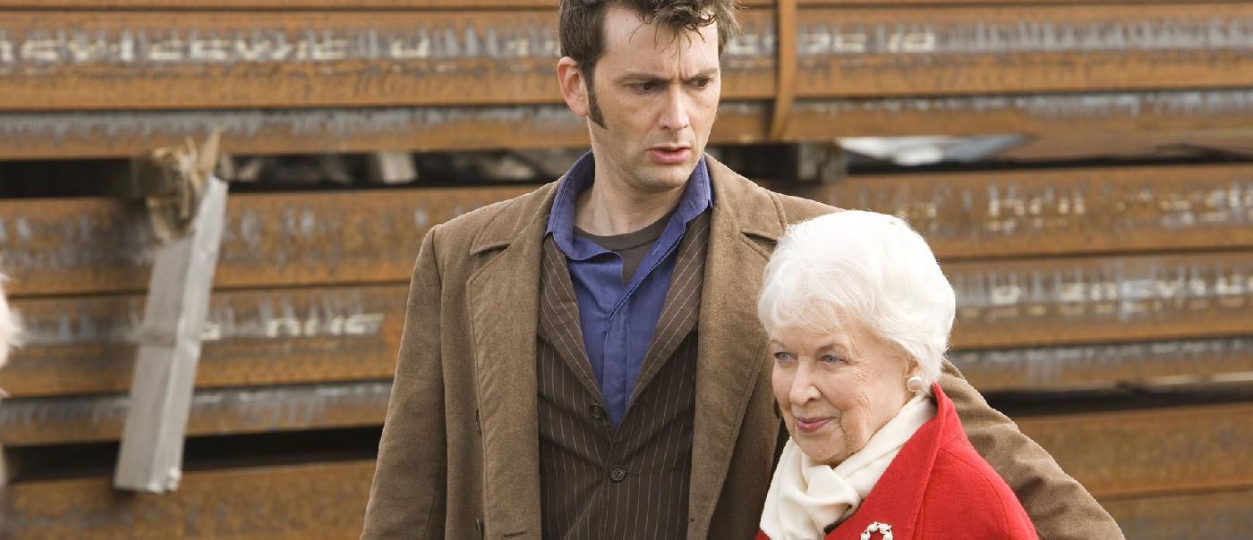 Doctor Who: l\'attrice Dame June Whitfield si spegne all\'età di 93 Anni