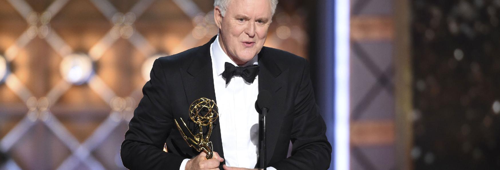 John Lithgow insieme a Matthew Rhys in Perry Mason, la nuova Miniserie HBO