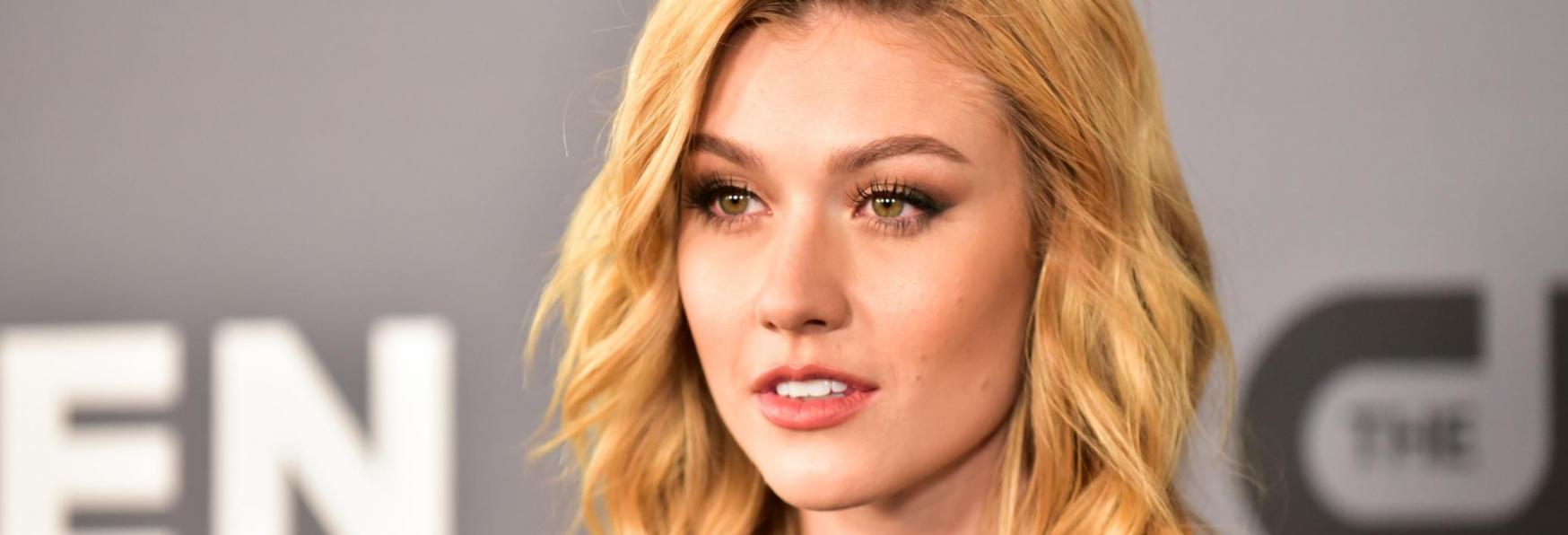 The Stand: Katherine McNamara e Eion Bailey nel Cast della Serie su L'Ombra dello Scorpione