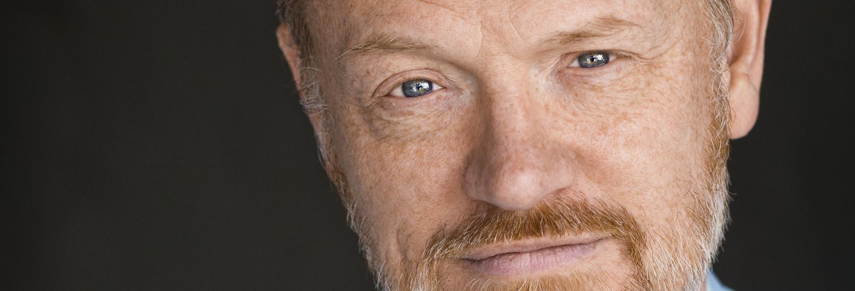Jared Harris, dal capolavoro Chernobyl alla nuova Serie Apple TV+ Foundation