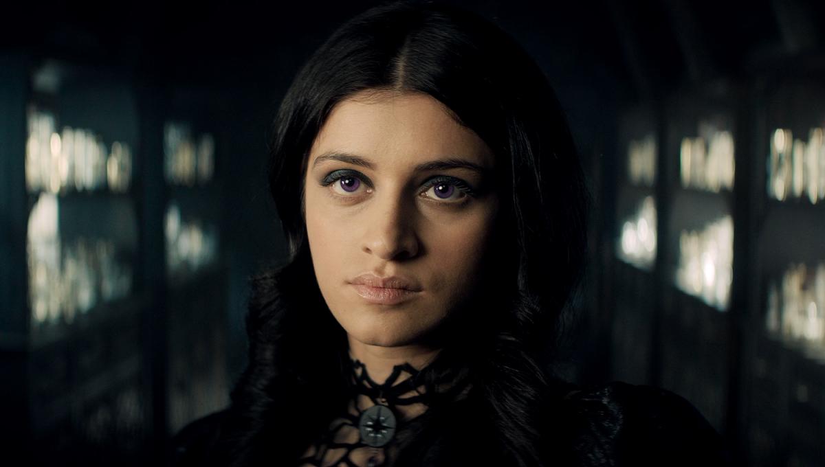 The Witcher: Anya Chalotra svela la più Grande Difficoltà avuta nell'Interpretare Yennefer