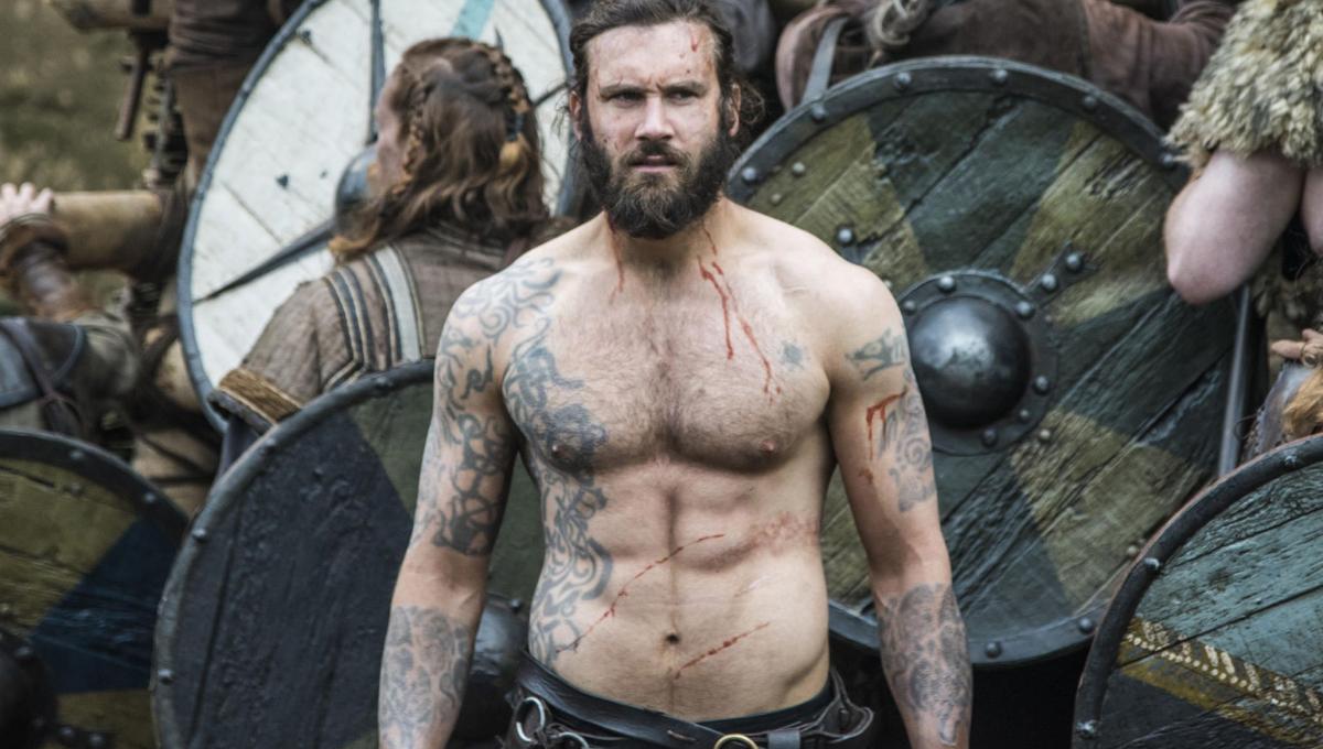 Vikings: conosciamo finalmente il Significato dei Tatuaggi di Rollo
