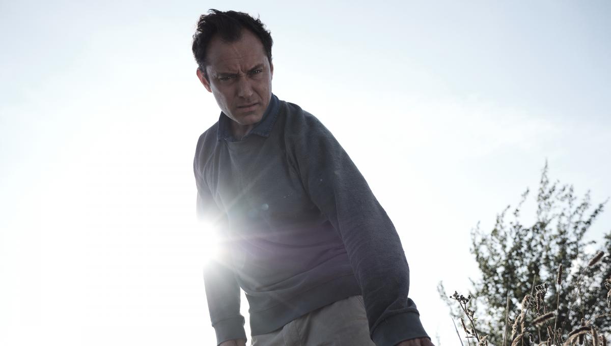 The Third Day: HBO e Sky Posticipano ad Autunno la Serie TV con Jude Law