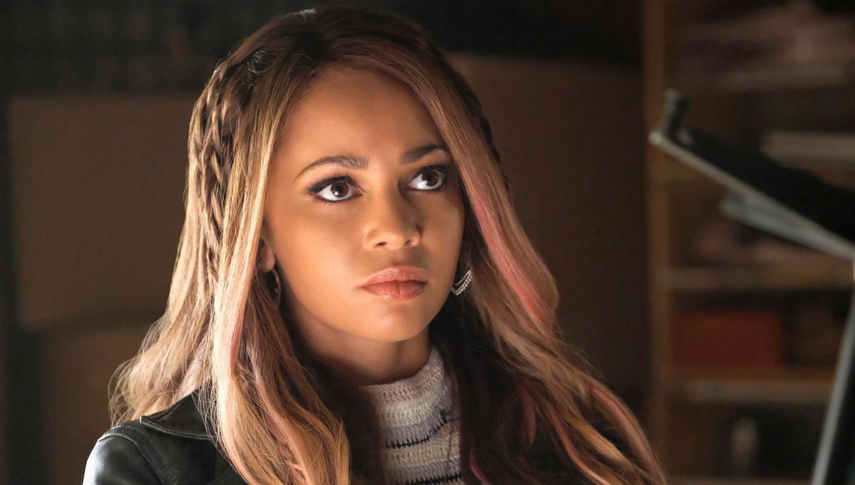Riverdale si scusa con Vanessa Morgan e promette Maggiore Rispetto per i Personaggi di Colore