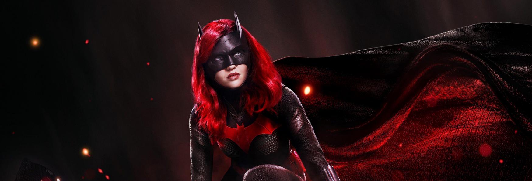 Batwoman 2: un nuovo Personaggio Principale al posto di un Recasting. Lo Showrunner spiega i Motivi della Scelta