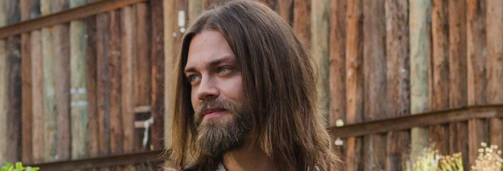 The Walking Dead 9: Tom Payne parla di una Scena Cancellata riguardante Jesus