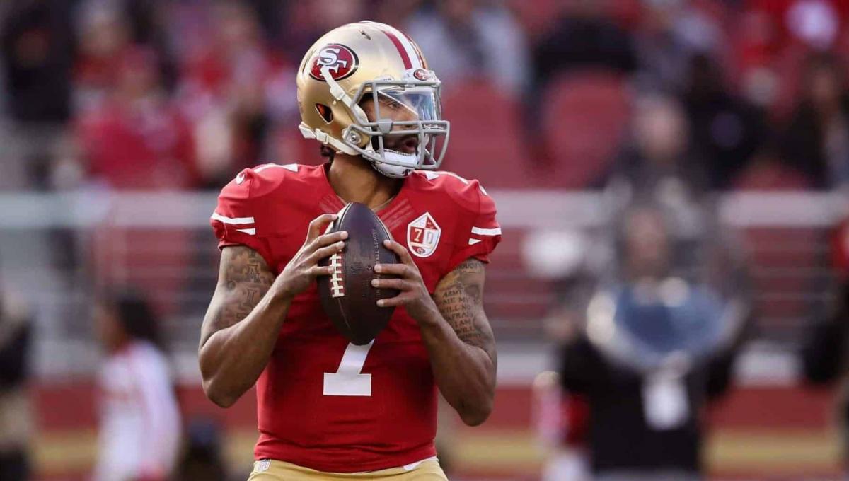 Netflix annuncia una nuova Serie TV su Colin Kaepernick, Giocatore di Football e Attivista Simbolo della Lotta al Razzismo