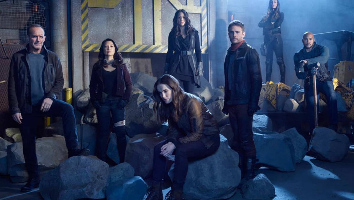 Agents of S.H.I.E.L.D.: La Crew condivide una miriade di Contenuti del Dietro le Quinte