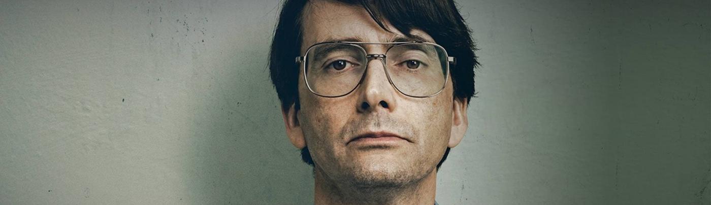 Des: la Recensione della Mini-Serie Storica con protagonista David Tennant