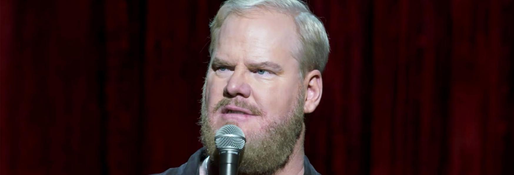Stargirl 2: Jim Gaffigan nel Cast della Serie TV nei panni di Thunderbolt