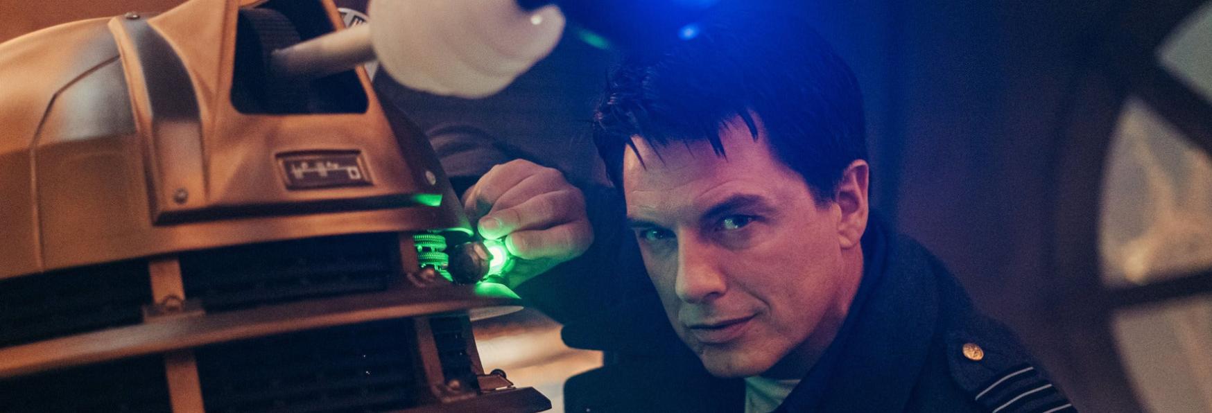 Doctor Who 13: John Barrowman tornerà a interpretare il Capitano Jack Harkness anche dopo lo Special?