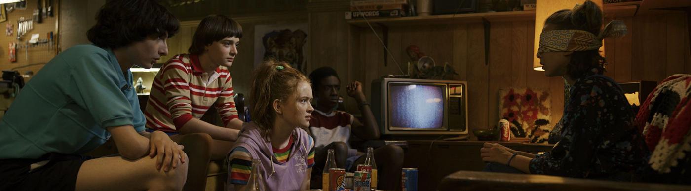 Finn Wolfhard, Noah Schnapp, Sadie Sink, Caleb McLaughlin, Millie Bobby Brown - Stranger Things