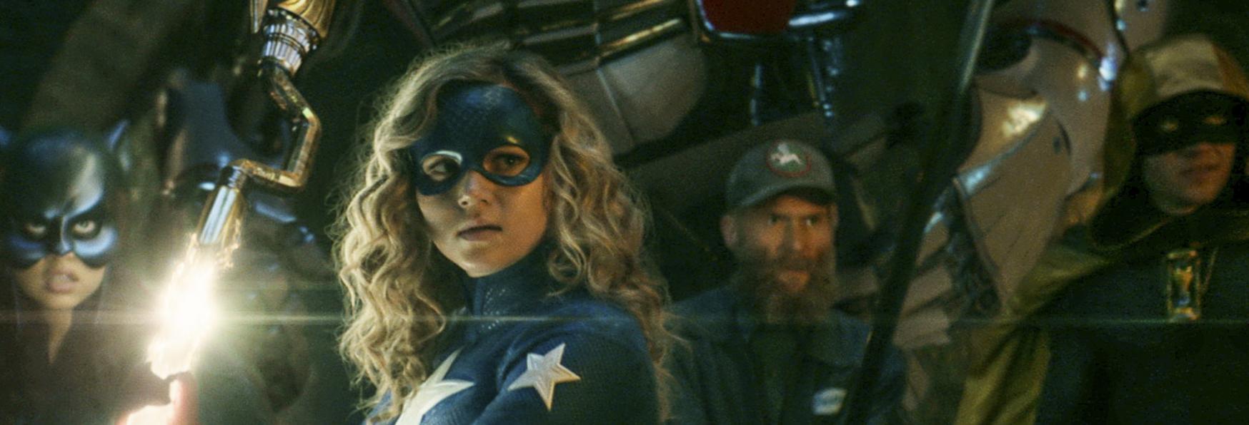 Stargirl 2: la star Nick Tarabay mostra il Costume del suo Personaggio
