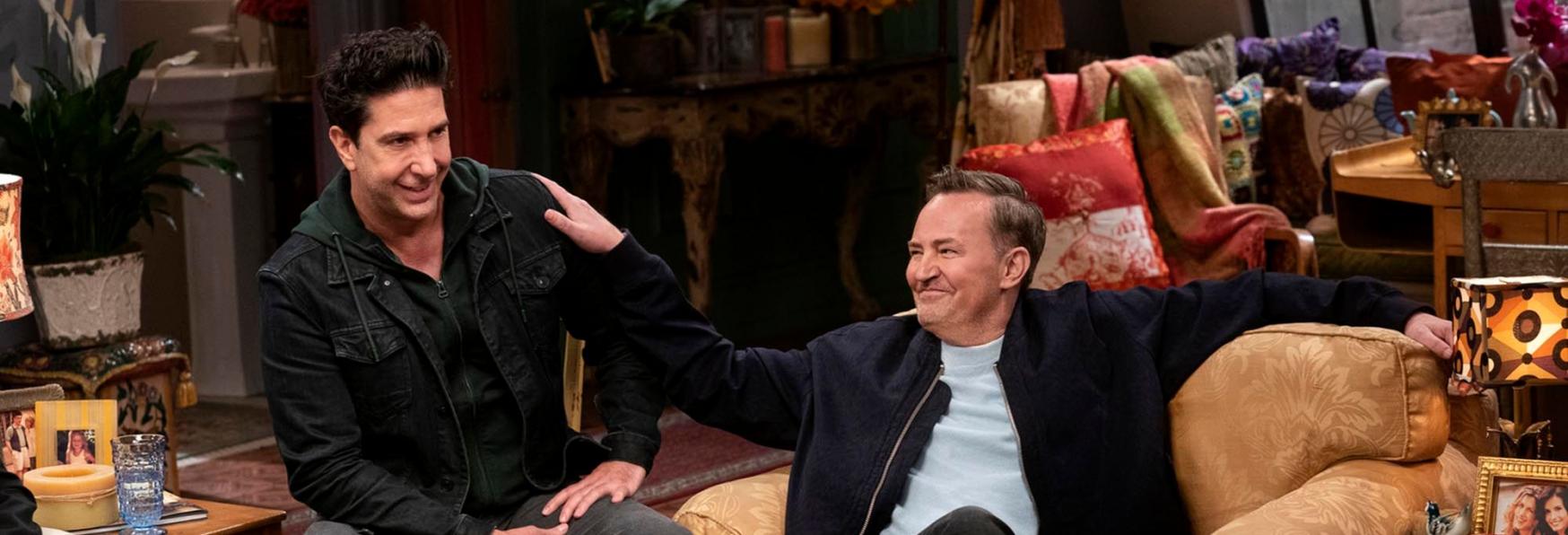 Friends: il Regista risponde ai Commenti Maligni su Matthew Perry dopo la Reunion