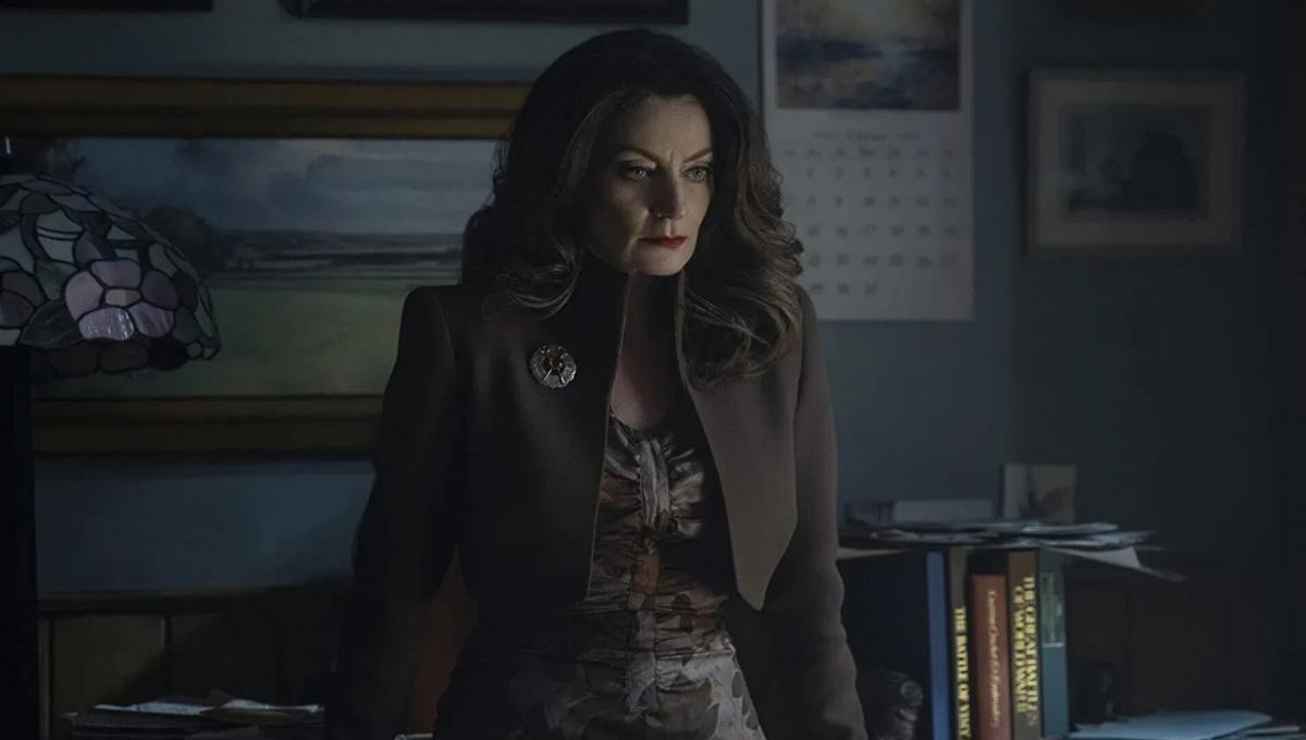 Doom Patrol 3: Madame Rouge (Michelle Gomez) nelle nuove Foto Rilasciate