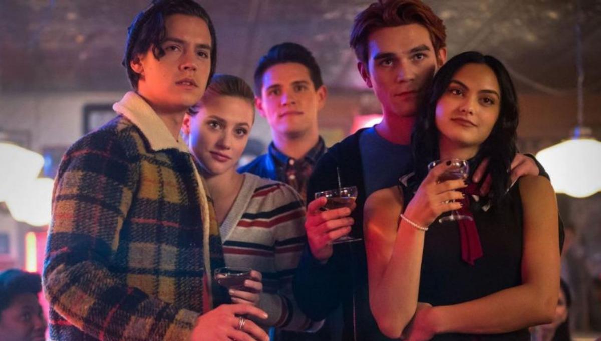 Riverdale 5x18: pubblicato il Video Anteprima dell'Episodio "Next to Normal"