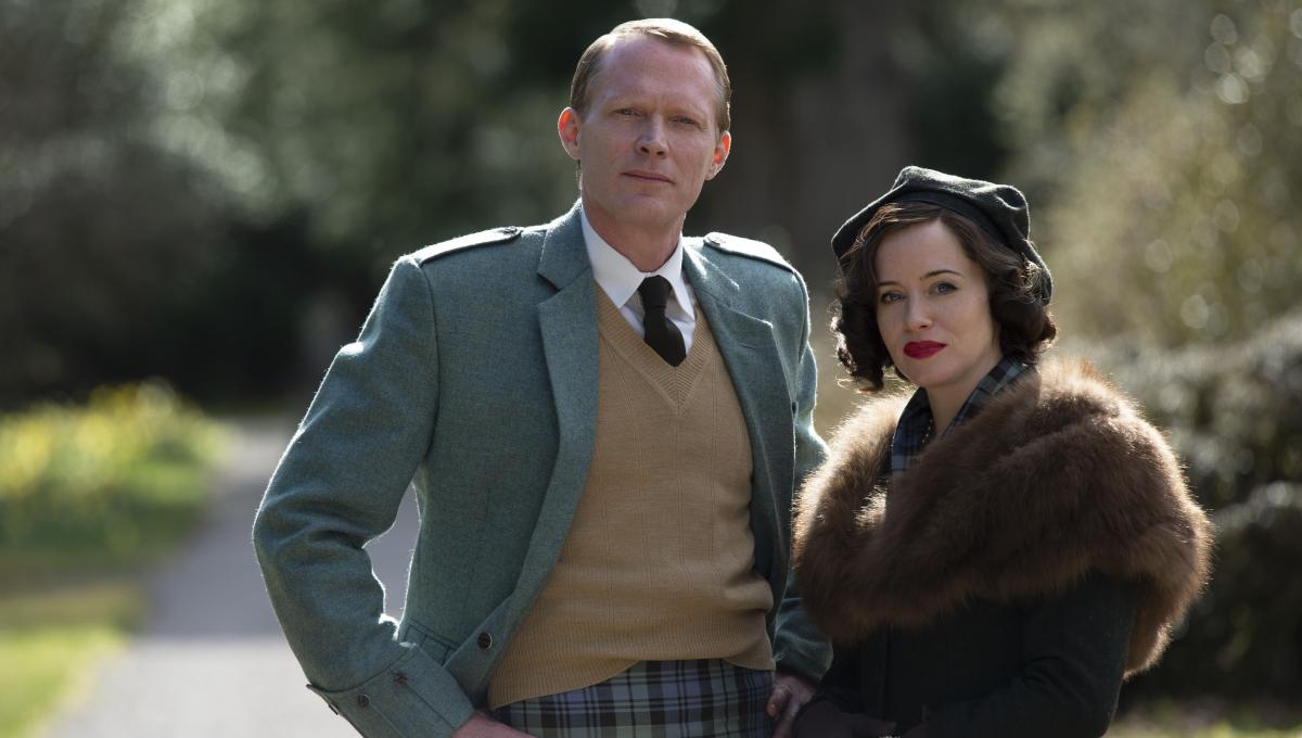 A Very British Scandal: le Prime Foto della nuova Serie TV con Claire Foy e Paul Bettany