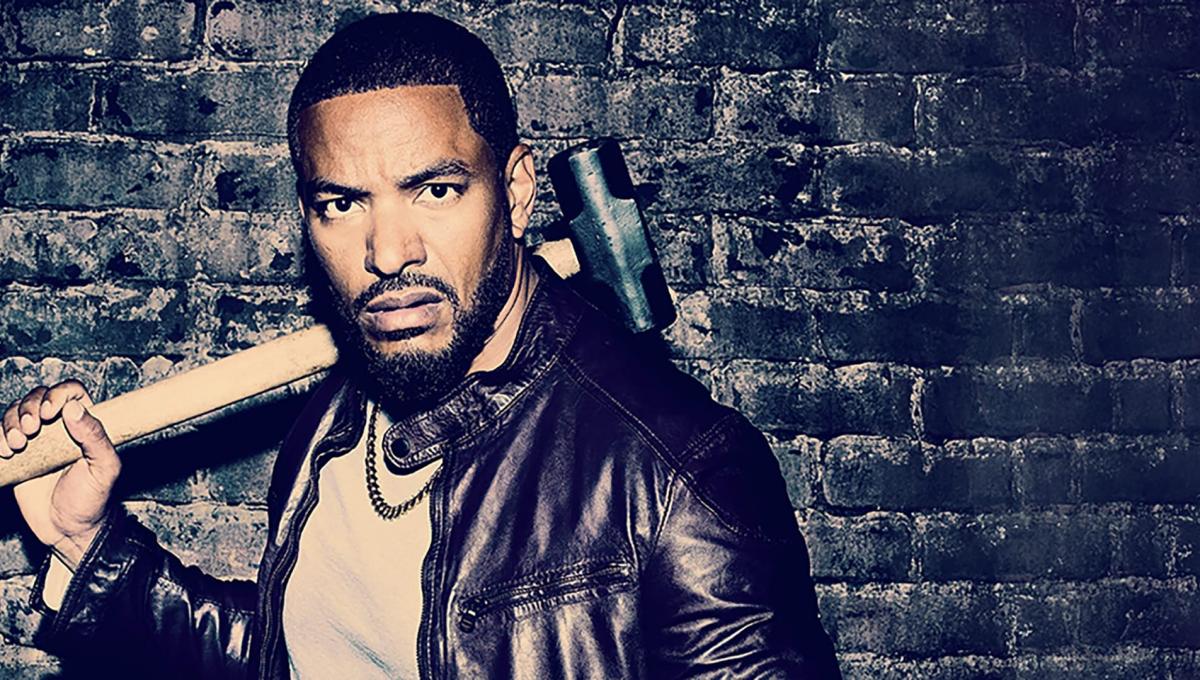 Latte Materno: le Differenze tra i Fumetti e la Serie TV, l'Origine del suo Nome e alcune Curiosità sul Personaggio di Laz Alonso