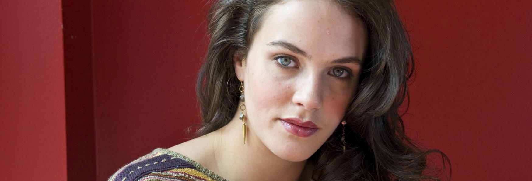 Flatshare: Jessica Brown Findlay e Anthony Welsh nel Cast della Serie TV di Paramount+