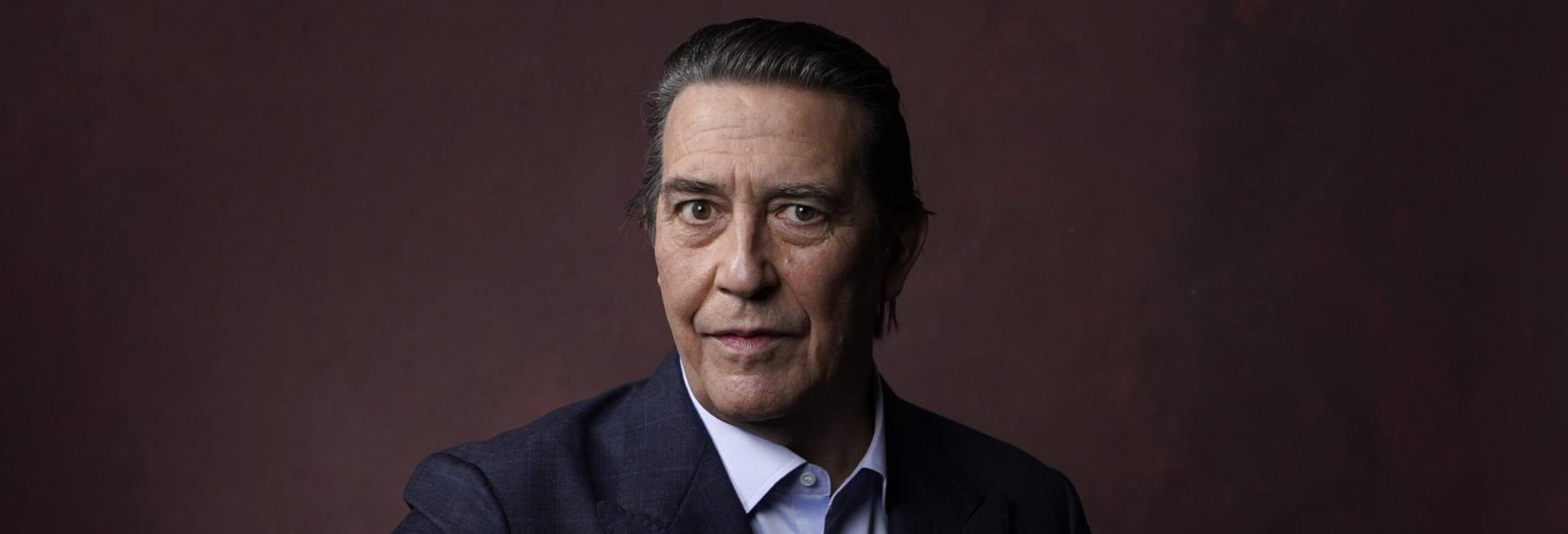 Treason: Ciarán Hinds si unisce al Cast dell'inedita Serie TV targata Netflix