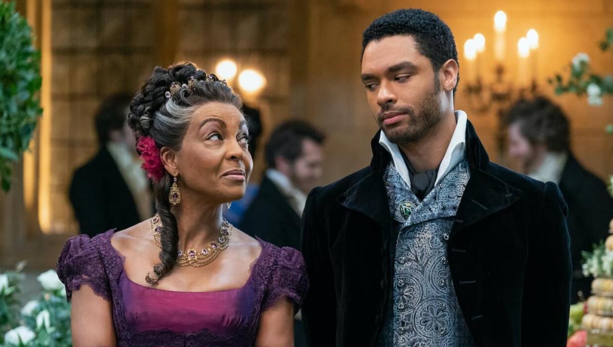 Bridgerton 2: Adjoa Andoh (Lady Danbury) commossa per il Successo del suo Personaggio