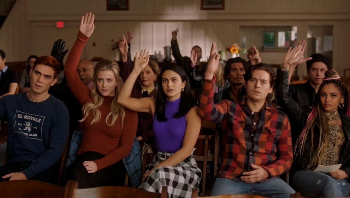 Riverdale 6x08: The CW condivide le Prime Immagini del nuovo Episodio, "Chapter One Hundred and Three: The Town"