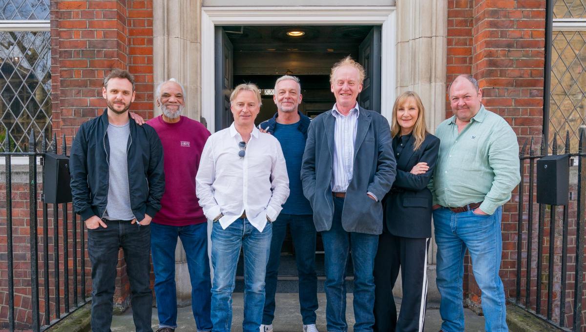 Full Monty - Squattrinati Organizzati: Disney+ ordina la Serie Limitata legata al Famoso Film del 1997