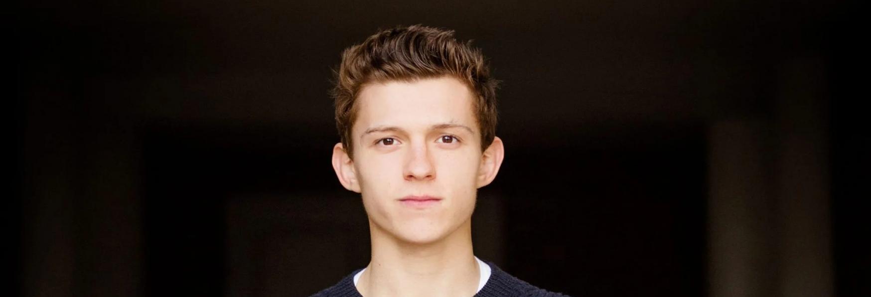 The Crowded Room: le Foto dal Set mostrano il Look Anni '70 di Tom Holland