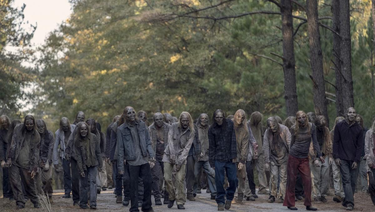 The Walking Dead 11C: Chi Morirà negli Episodi Conclusivi? Una Inquietante Foto dal Set della Stagione