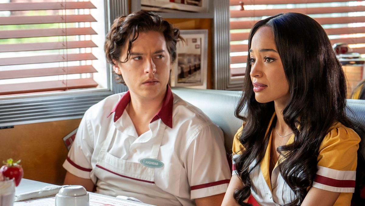 Riverdale 7: lo Showrunner svela un Video della Sequenza di Apertura 