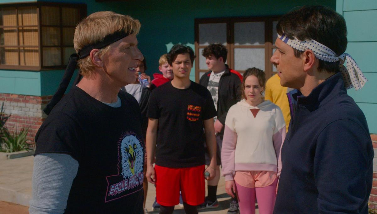 Cobra Kai 6: la Produzione è Bloccata a causa dello Sciopero degli Sceneggiatori 