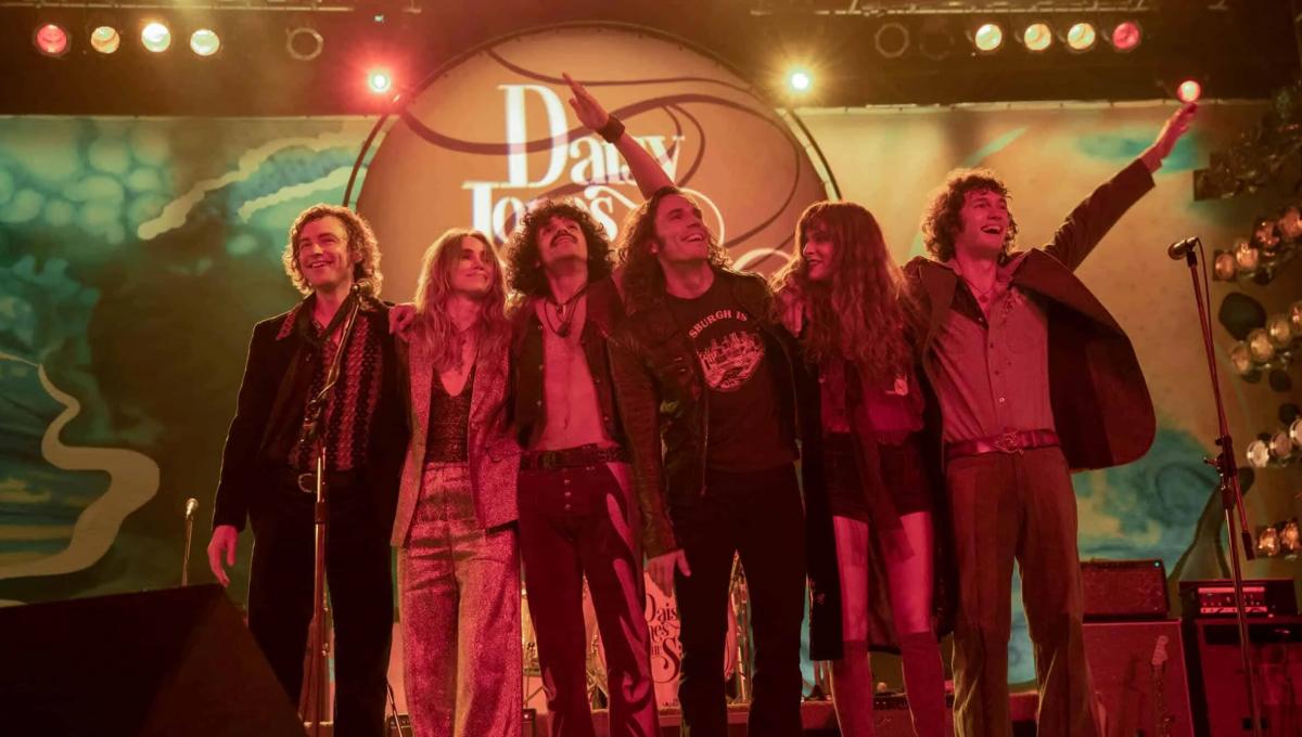 Daisy Jones & The Six: la Protagonista Riley Keough non esclude una 2ª Stagione